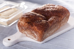 Bezglutenowa chałka z mąki jaglanej oraz bio tapioki, z jajkami ekologicznymi, bez nabiału