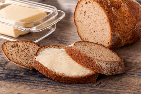 Bezglutenowa bagietka "RUMIANA" Lady Baker z mąki gryczanej na zakwasie Bezglutenowa bagietka "RUMIANA" Lady Baker z mąki gryczanej na zakwasie